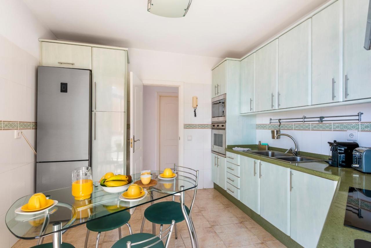 Beachfront Triplex With Swimming Pool & Parking Radazul Extérieur photo