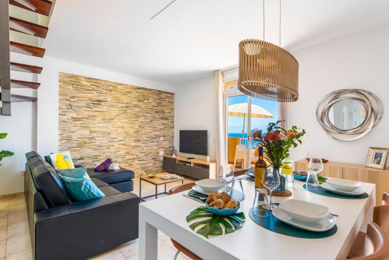 Beachfront Triplex With Swimming Pool & Parking Radazul Extérieur photo